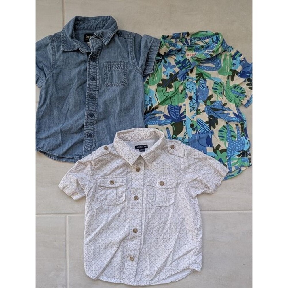 Boys 2T Button Up short sleeve shirts